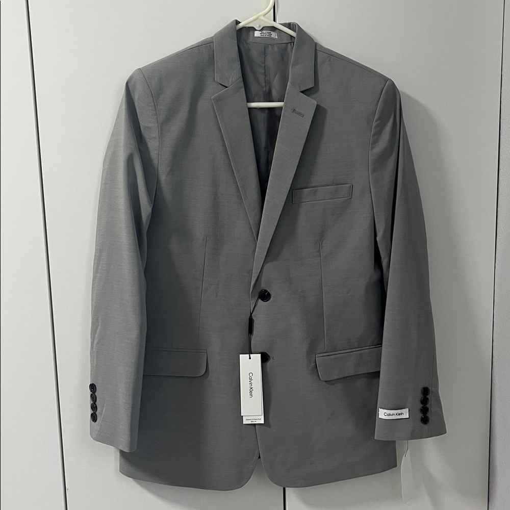 NWT Calvin Klein boys gray 3 piece suit .size 18